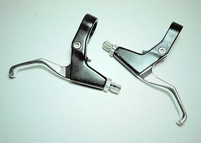 BICYCLE TWIST OR THUMB SHIFT LINEAR V TYPE BRAKE LEVERS 22.2 MM CLAMP