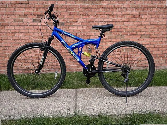 Kent 72952 29 inch Flexor Men's Dual Suspension Mountain Bike - Blue