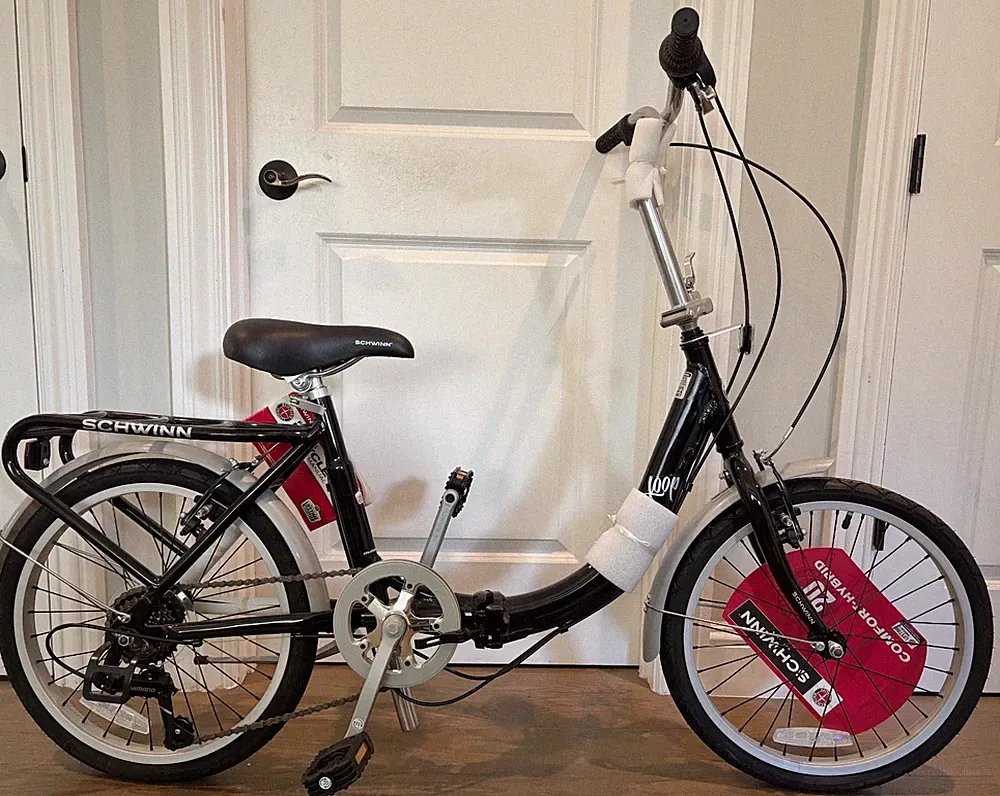 NEW Schwinn Loop Folding Bike for Adult Men Women, 20-inch Wheels,7-Speed Drive